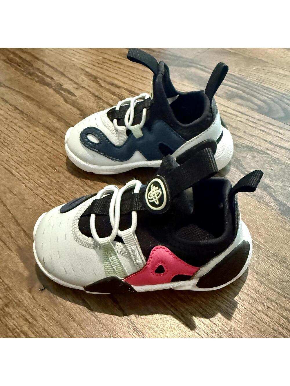 Nike (TD) Nike Huarache E.D.G.E 'Black Gray Pink' Shoes Size 6C